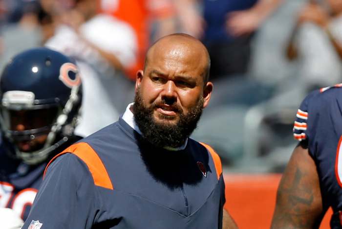 Donovan Raiola 2021 Chicago Bears cropped USATSI_16574599